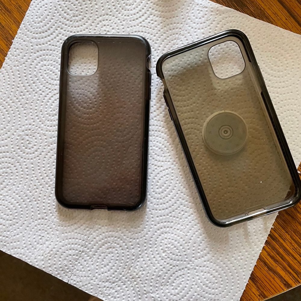 Tech21 iPhone 11 protection cases slim fit